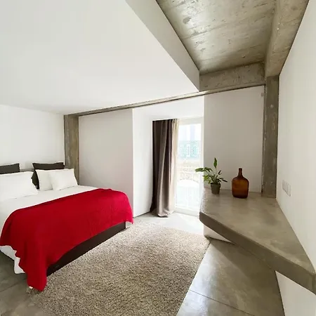 Apartment Fran Pacheco 39 *