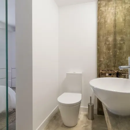 Fran Pacheco 39 アパート セトゥーバル