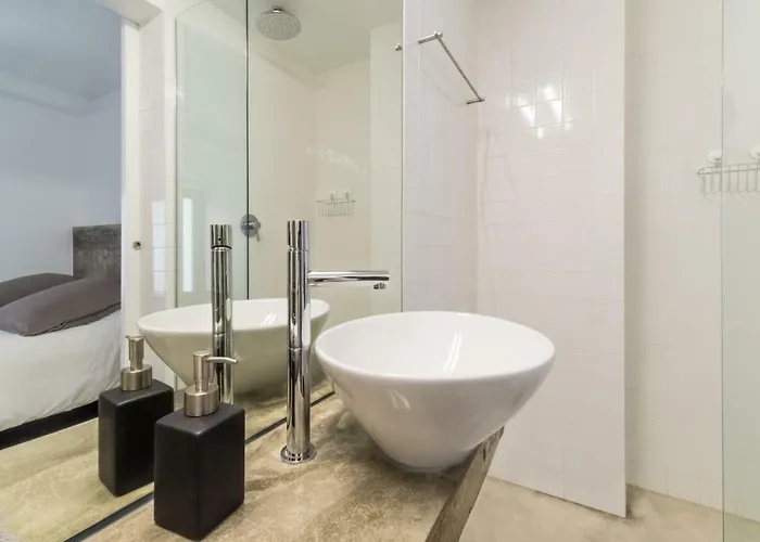 Fran Pacheco 39 شقة *